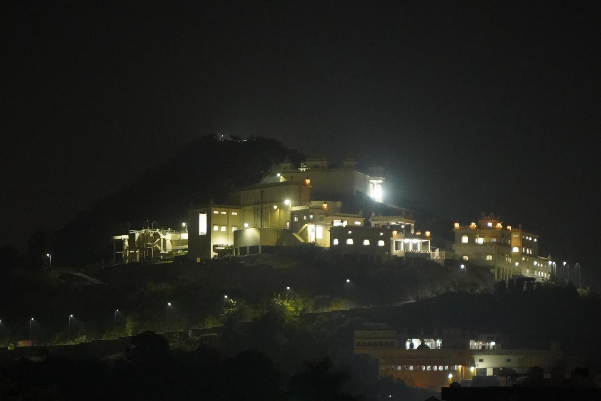 Shri Daulat Villas อุเดเปอร์ ภายนอก รูปภาพ